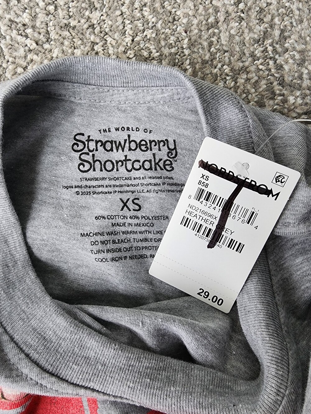 Golden Hour Strawberry Shortcake Big 79 Cotton Graphic Tee Size XSmall In Grey - Picture 7 of 7